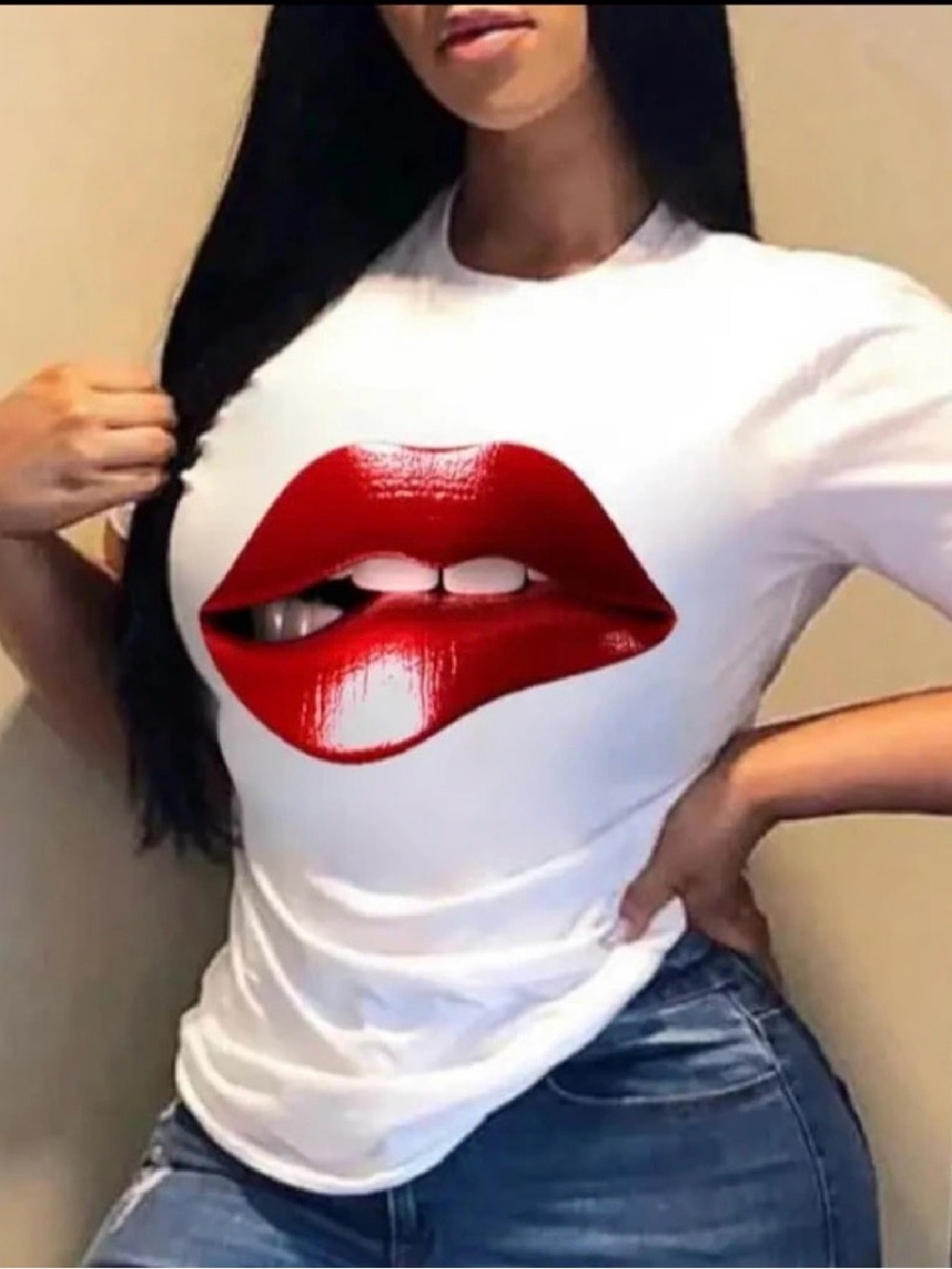 White Tee with Glossy Red Lip Graphic New/WO tags